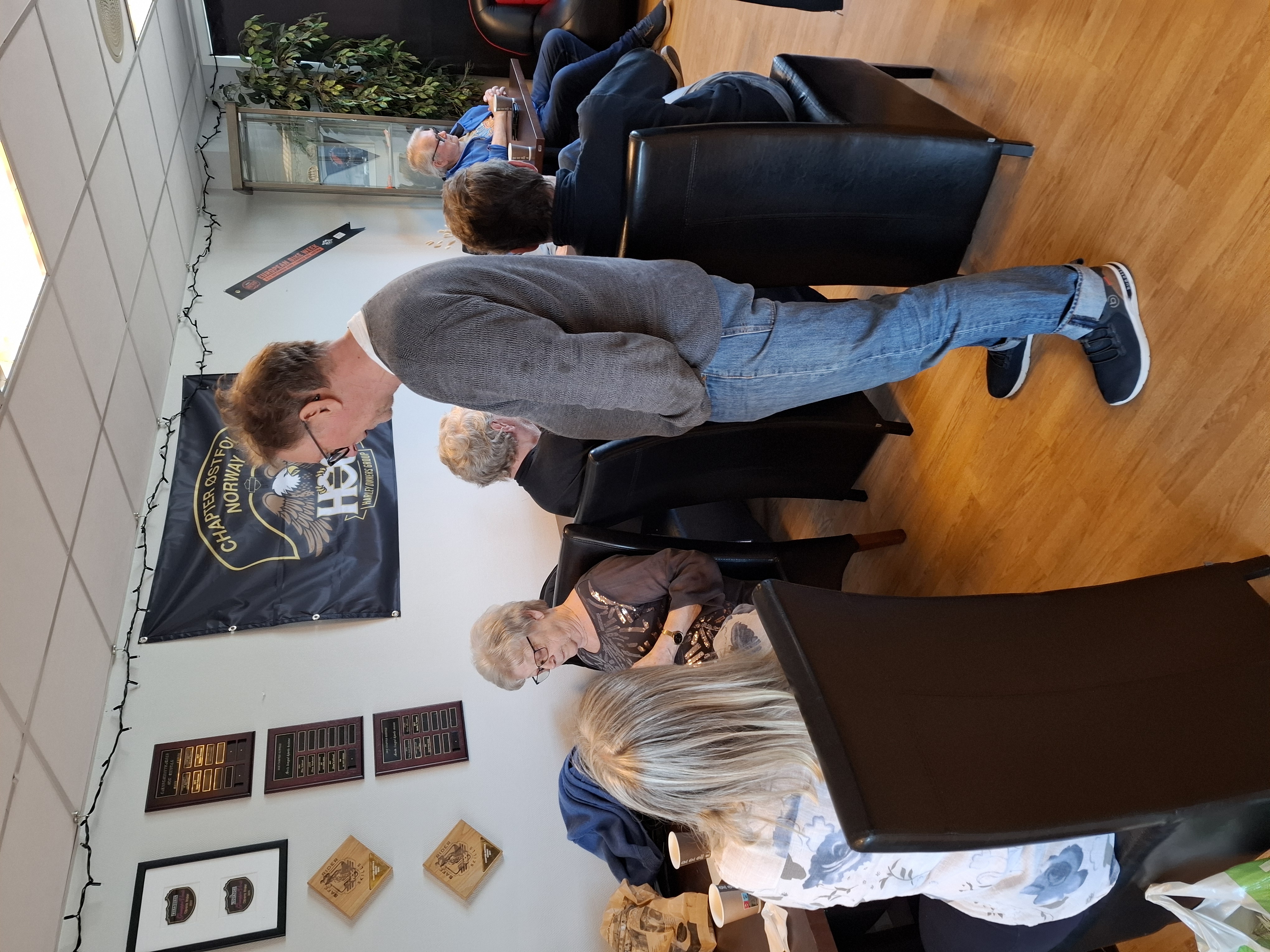 Artikkelbilde til artikkelen Gubbdagis med damer